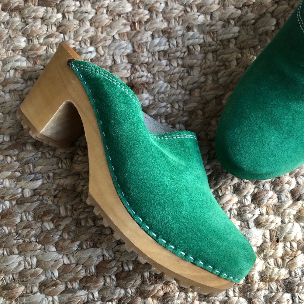 Clogsland Green Suede Classic Wooden Clog. Size 38 - Picture 3 of 12